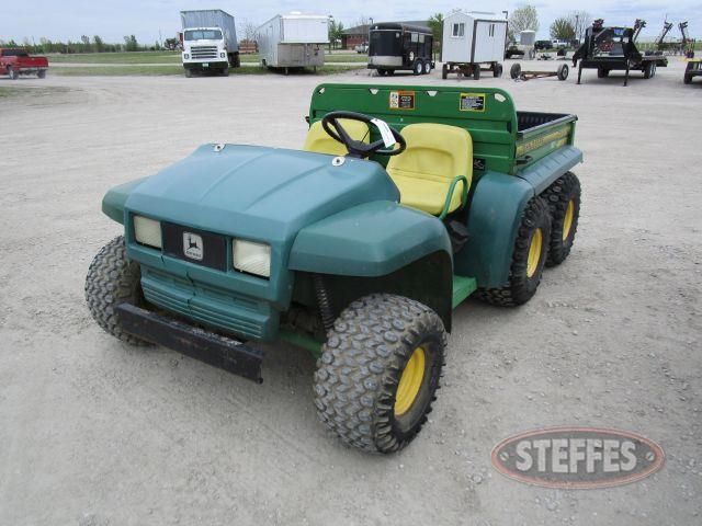  John Deere Gator_1.jpg